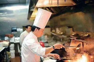 市場監管總局解讀《餐飲服務食品安全操作規范》第四期 小餐飲食品安全管理要點