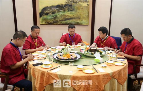 德州市烹飪技能大賽在平原舉行 50余名餐飲服務(wù)人員同臺(tái)競(jìng)技秀才藝